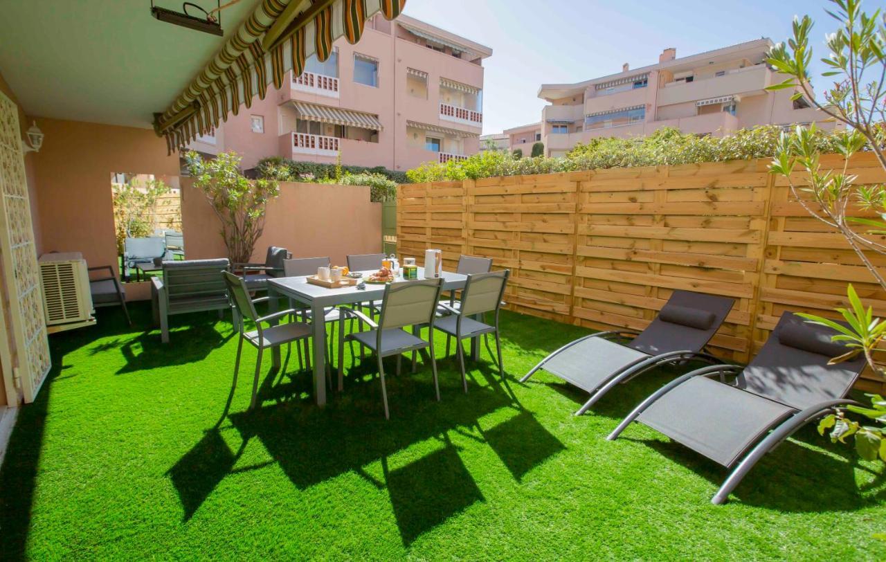 Le Ptit Max Centre Ville - Terrasse Sainte-Maxime Kültér fotó